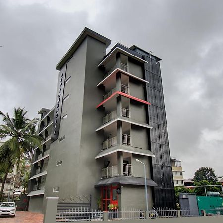Kochi Oyo Townhouse 061 Gcda Kakkanad Signal酒店 外观 照片